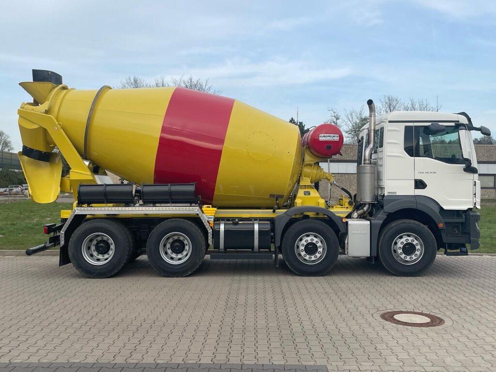 9BD64540-22E0-427F-9D9A-36A964D721FE